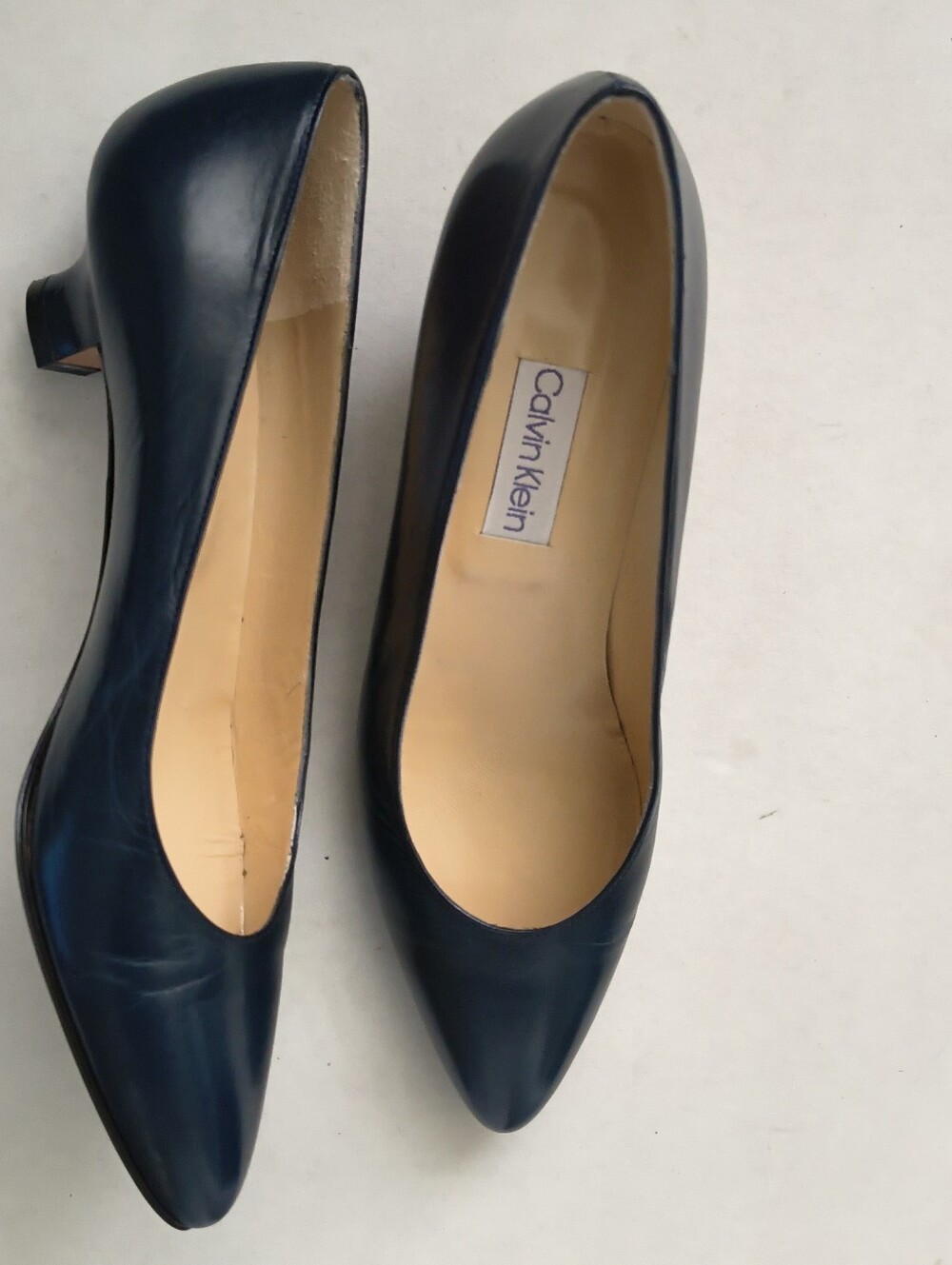 Calvin Klein Navy Blue Leather Pointed Toe Kitten Heel Pumps Size 8N